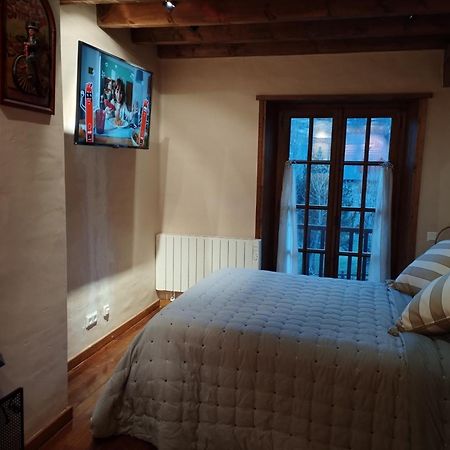 Esqui, Aigueestortes Y Boi-Tauell A Tus Pies En Ebrehogar Pla de l'Ermita Eksteriør bilde