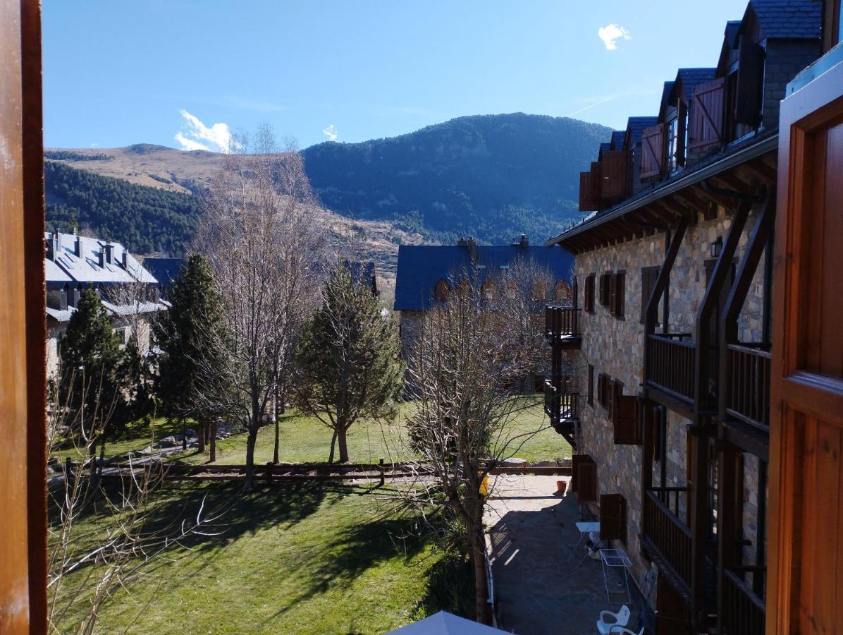 Esqui, Aigueestortes Y Boi-Tauell A Tus Pies En Ebrehogar Pla de l'Ermita Eksteriør bilde