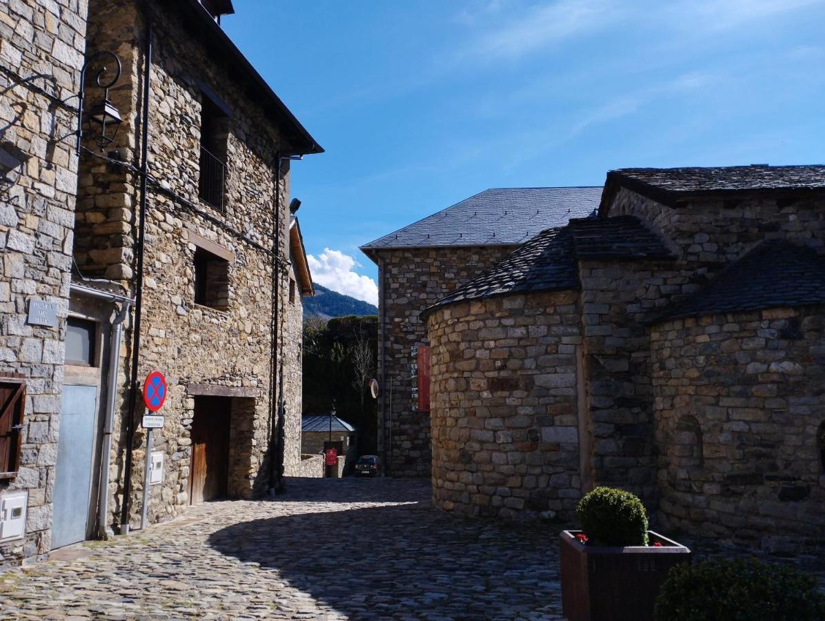 Esqui, Aigueestortes Y Boi-Tauell A Tus Pies En Ebrehogar Pla de l'Ermita Eksteriør bilde